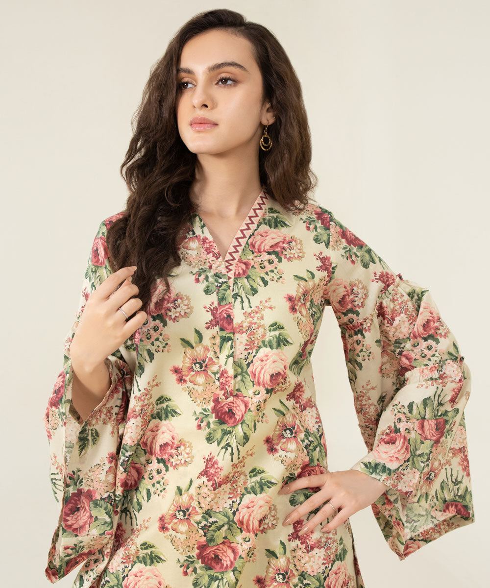 50 Latest Kurti Sleeves Designs for Women For Suits and Kurtis 2022 - Tips  and Beauty