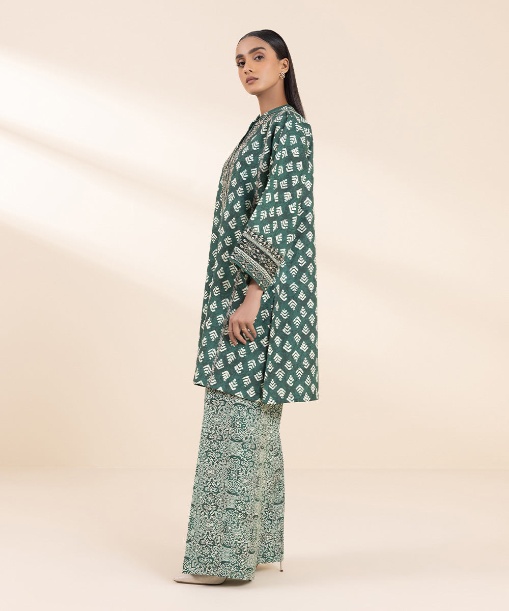 Women's Unstitched Embroidered Bottle Green Khaddar Shirt and Dupatta