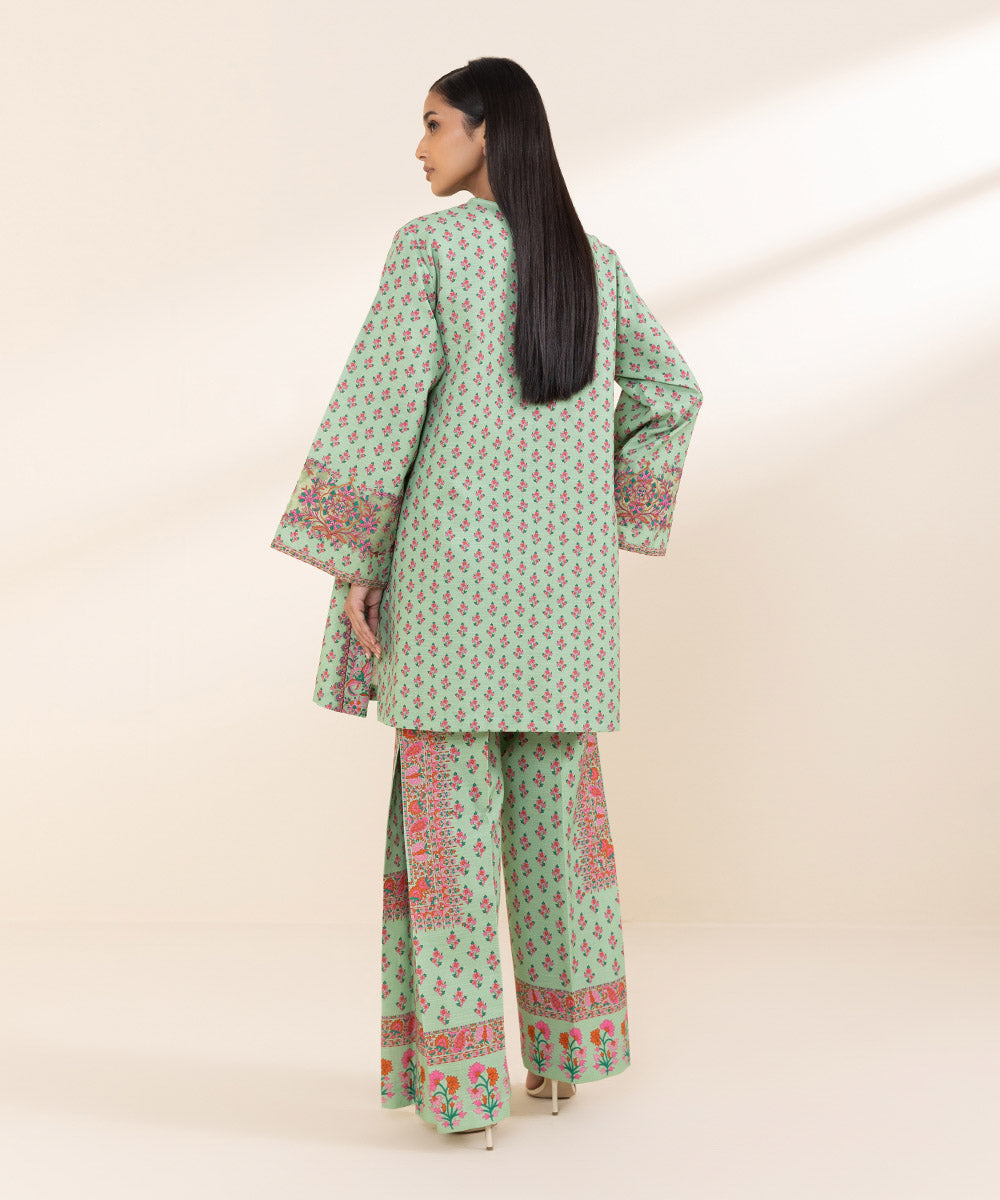 Women's Unstitched Light Khaddar Green Embroidered 2 Piece Suit