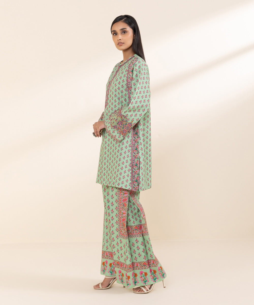 Women's Unstitched Light Khaddar Green Embroidered 2 Piece Suit