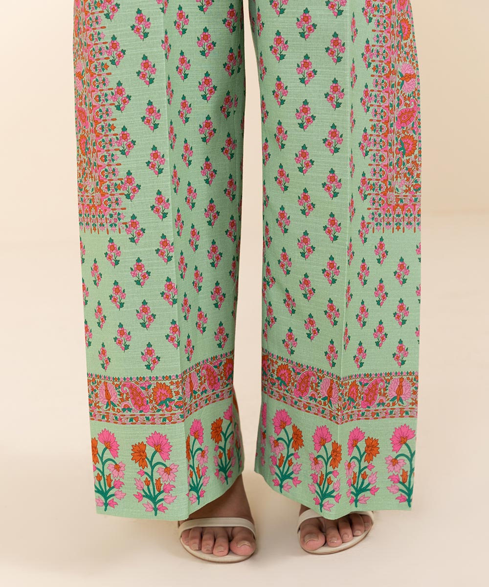 Women's Unstitched Light Khaddar Green Embroidered 2 Piece Suit