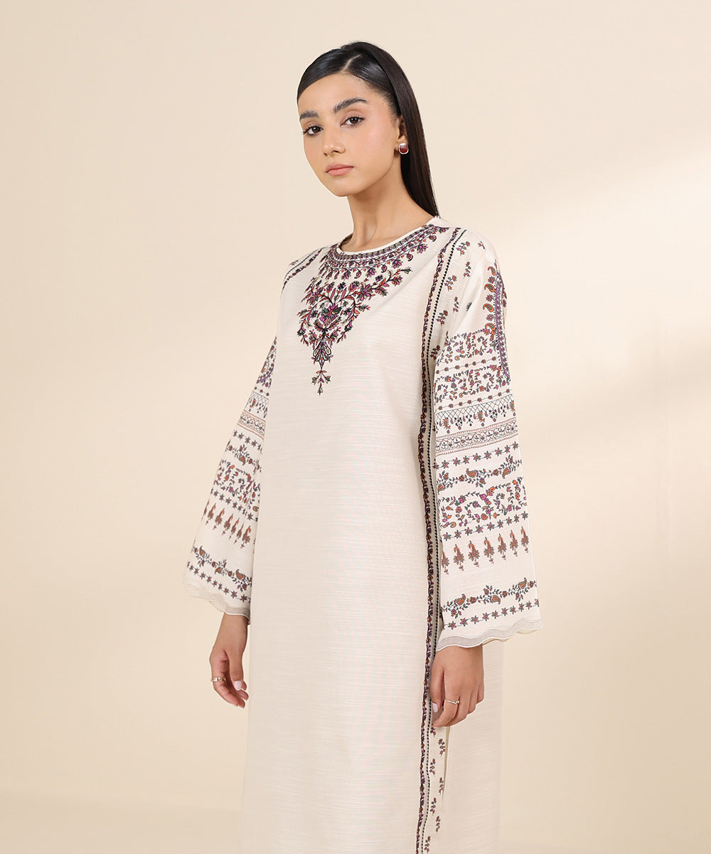 Women's Unstitched Khaddar Off White Embroidered 2 Piece Suit