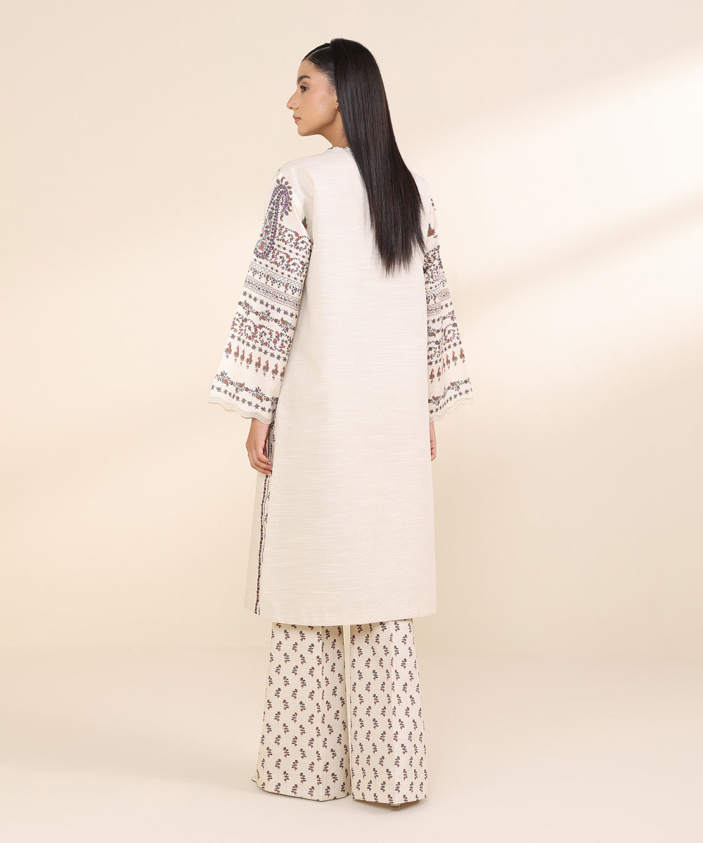 Women's Unstitched Khaddar Off White Embroidered 2 Piece Suit