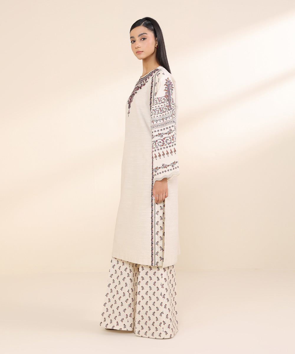 Women's Unstitched Khaddar Off White Embroidered 2 Piece Suit