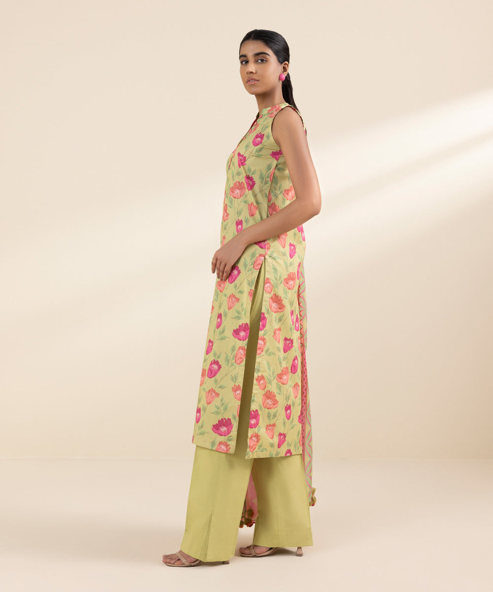 Women's Unstitched Lawn Multi Printed 3 Piece Suit