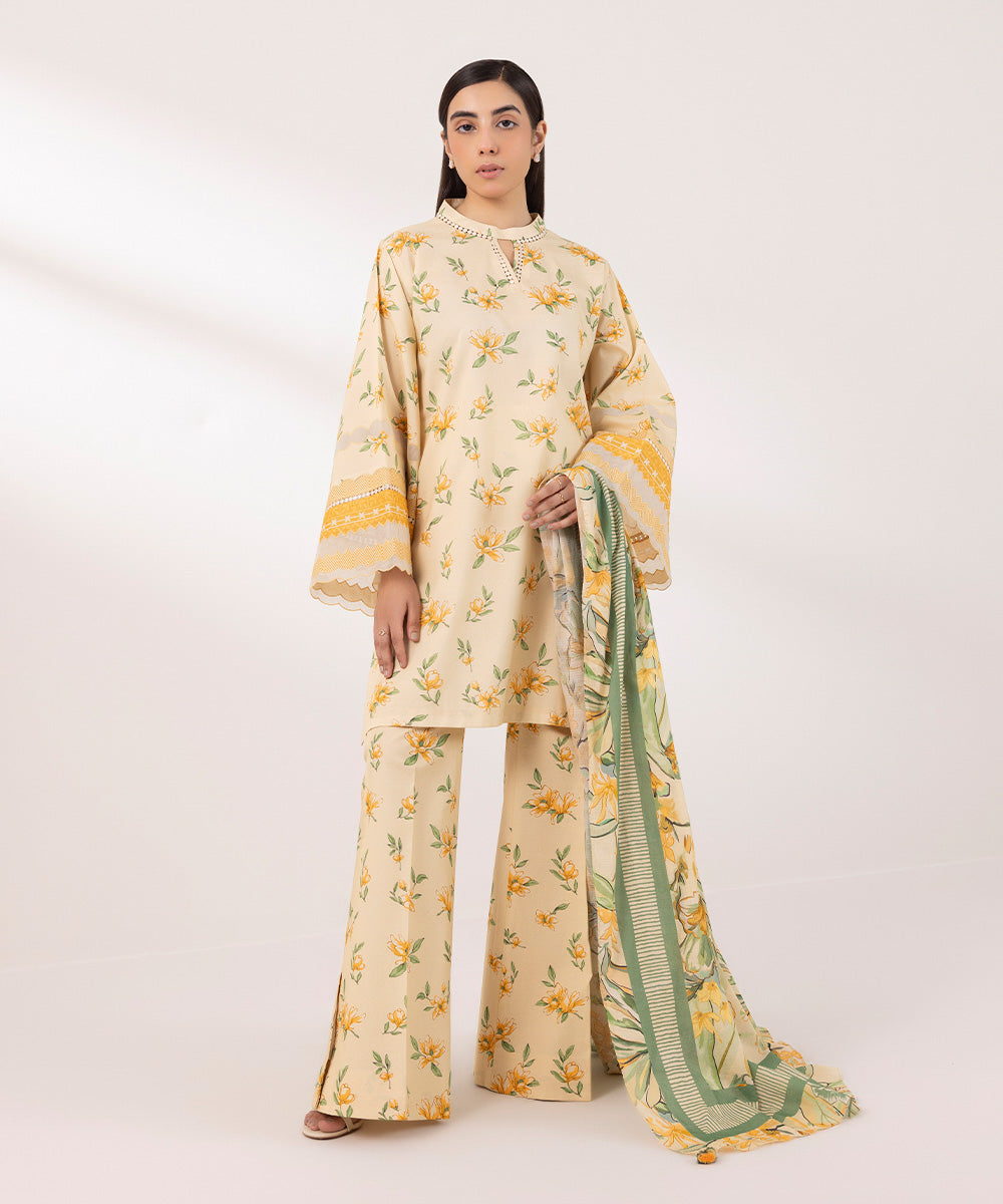 Women's Lawn Printed Yellow Unstitched 3 Piece Suit