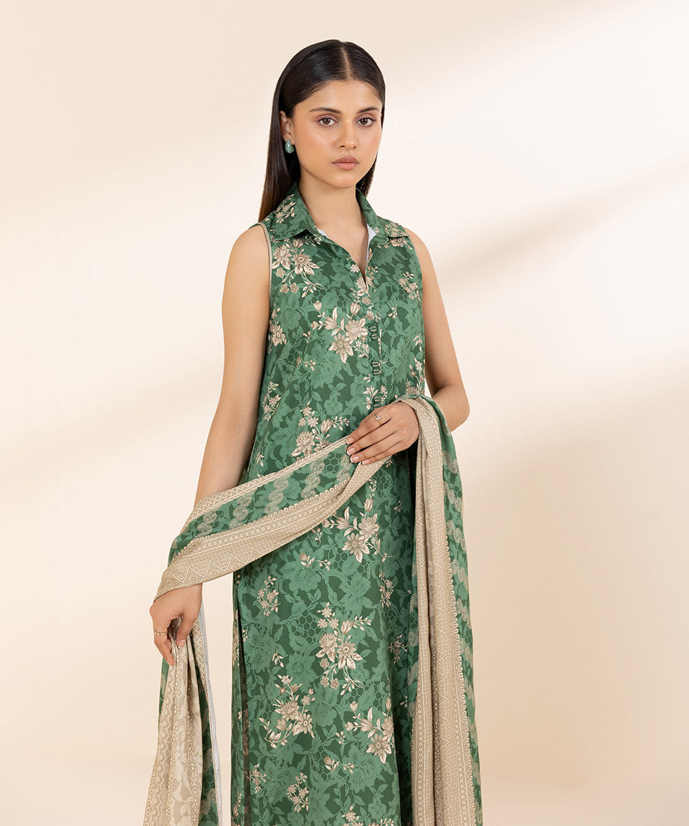 Women's Unstitched Embroidered Linen Green 3 Piece Suit