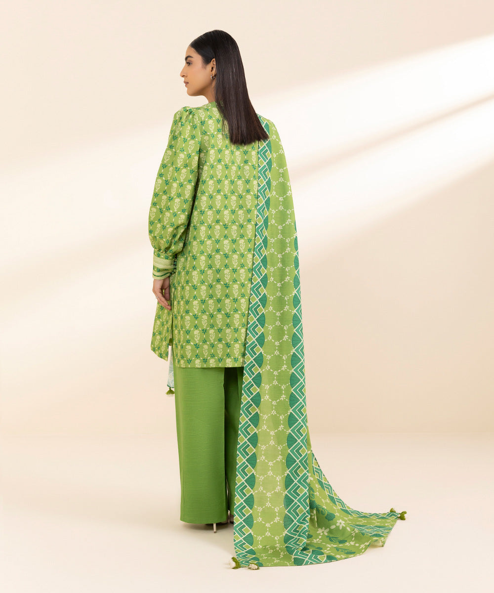 Women's Unstitched Khaddar Printed Green 3 Piece Suit