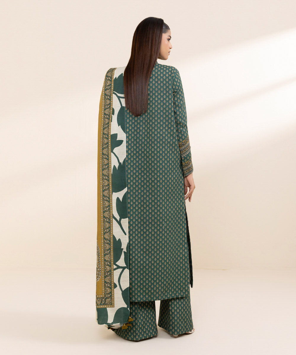 Women's Unstitched Khaddar Green Printed 3 Piece Suit