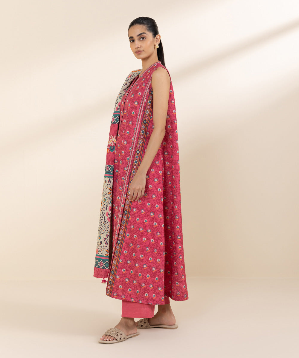 Women's Unstitched Khaddar Pink Printed 3 Piece Suit