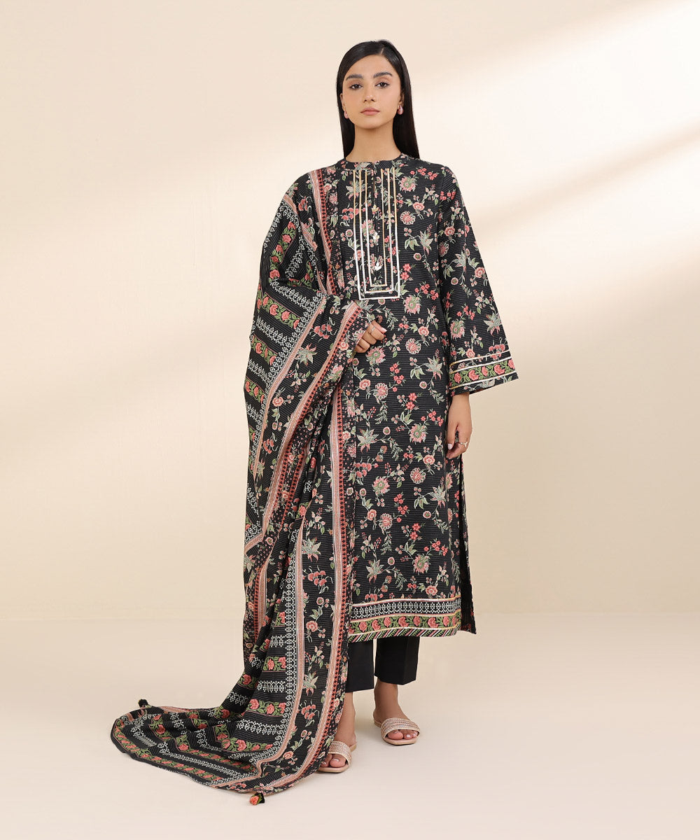 Women's Unstitched Zari Khaddar Multi Printed 3 Piece Suit