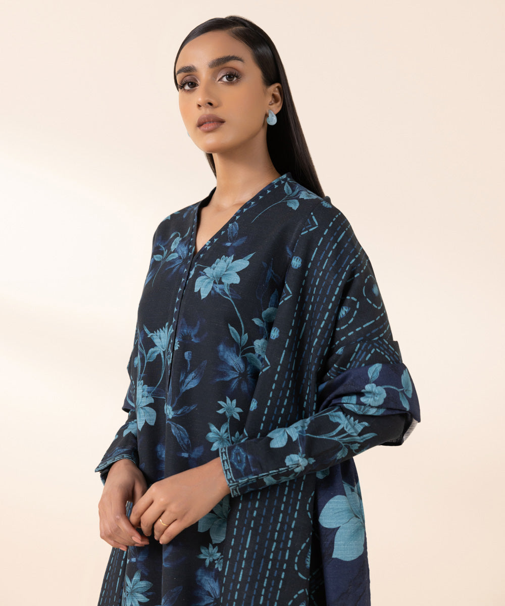 3 Piece - Printed Khaddar Suit