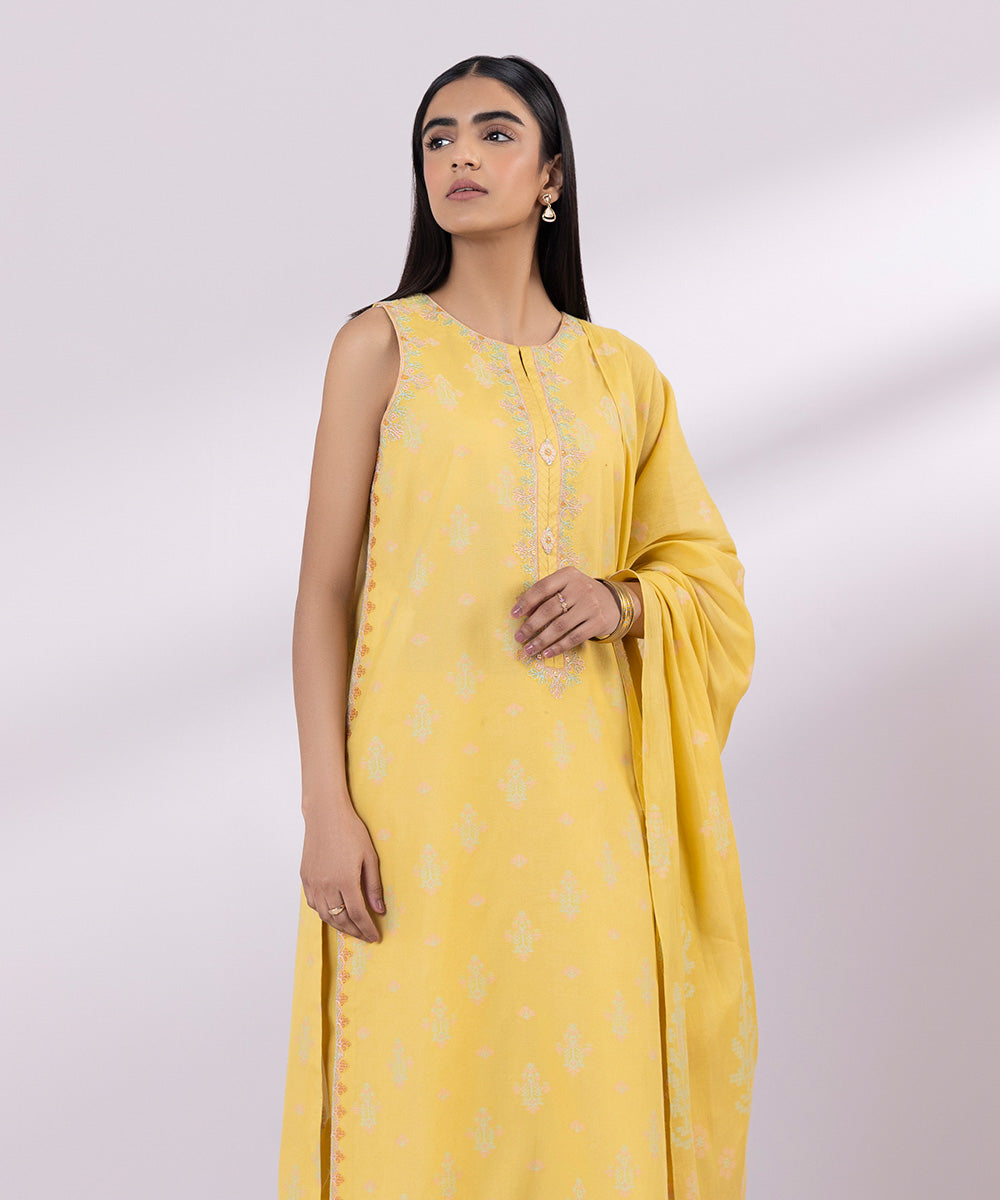 Women's Unstitched Jacquard Embroidered Light Yellow 3 Piece Suit