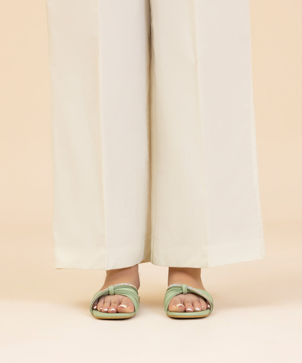 Women's Dyed Cambric Off-White Trouser