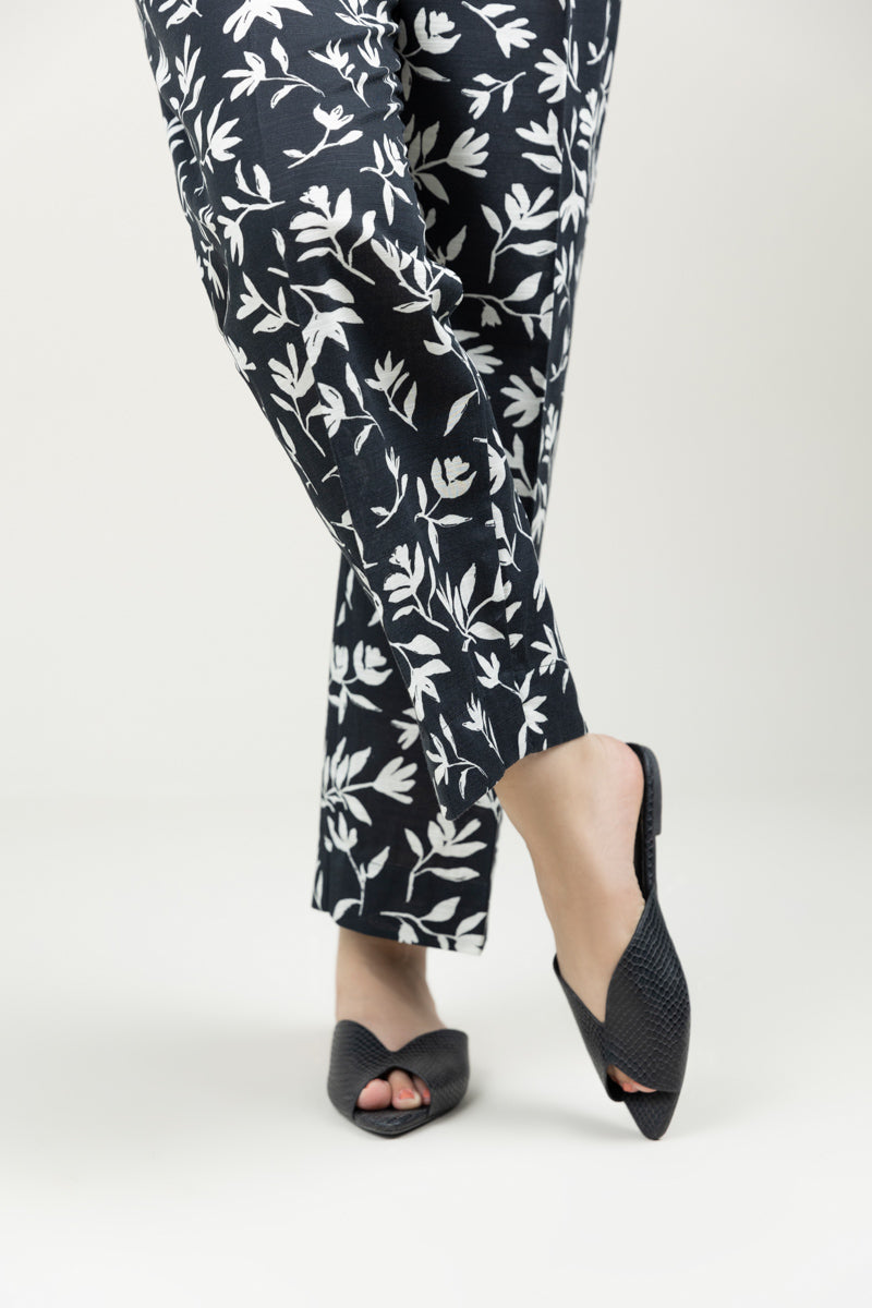 Women's Pret Cambric Printed Black Straight Pants