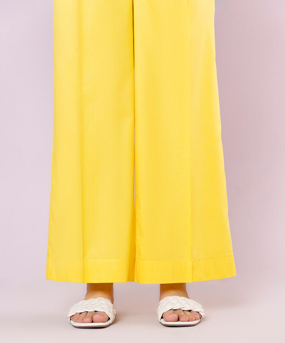 Women's Pret Cotton Viscose Solid Yellow Culottes