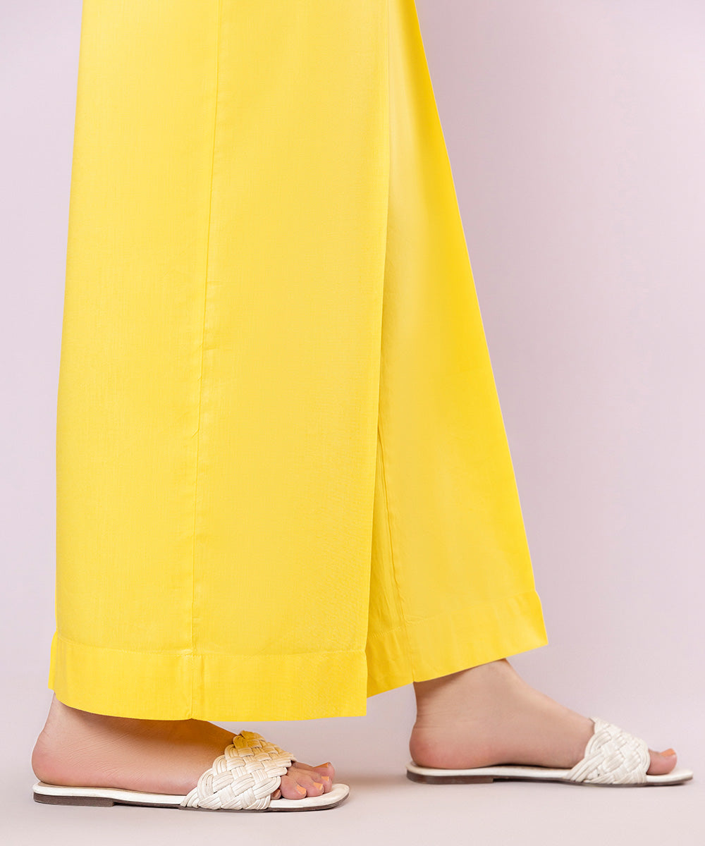 Women's Pret Cotton Viscose Solid Yellow Culottes