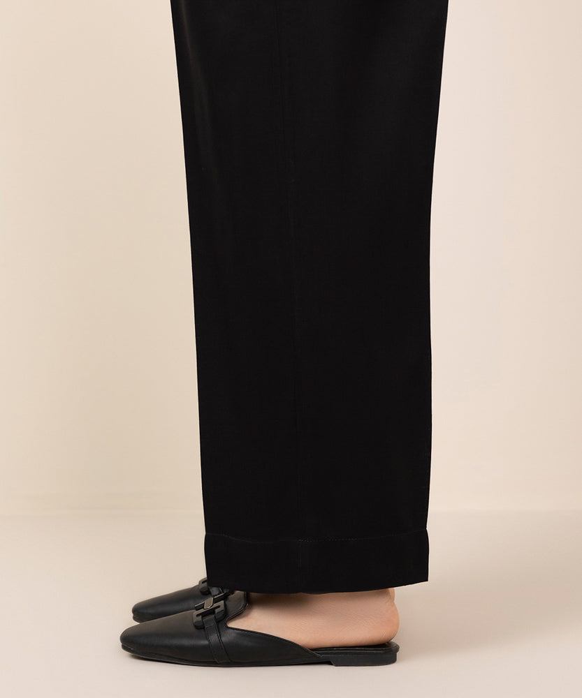 Women's Pret Black Solid Linen Straight Pants