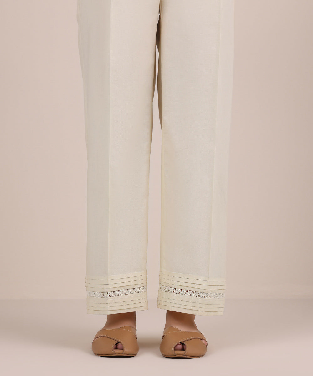 Women's Pret Cambric Off White Solid Straight Pants