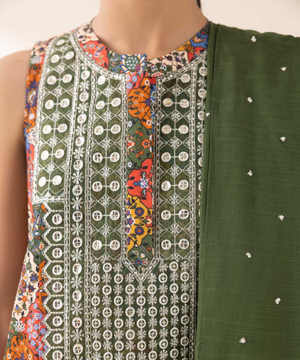 Women's Unstitched Embroidered Multicolours Light Khaddar Three Piece Suit