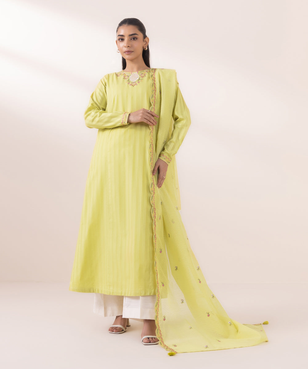 Blended Textured Karandi Yellow Embroidered Dupatta