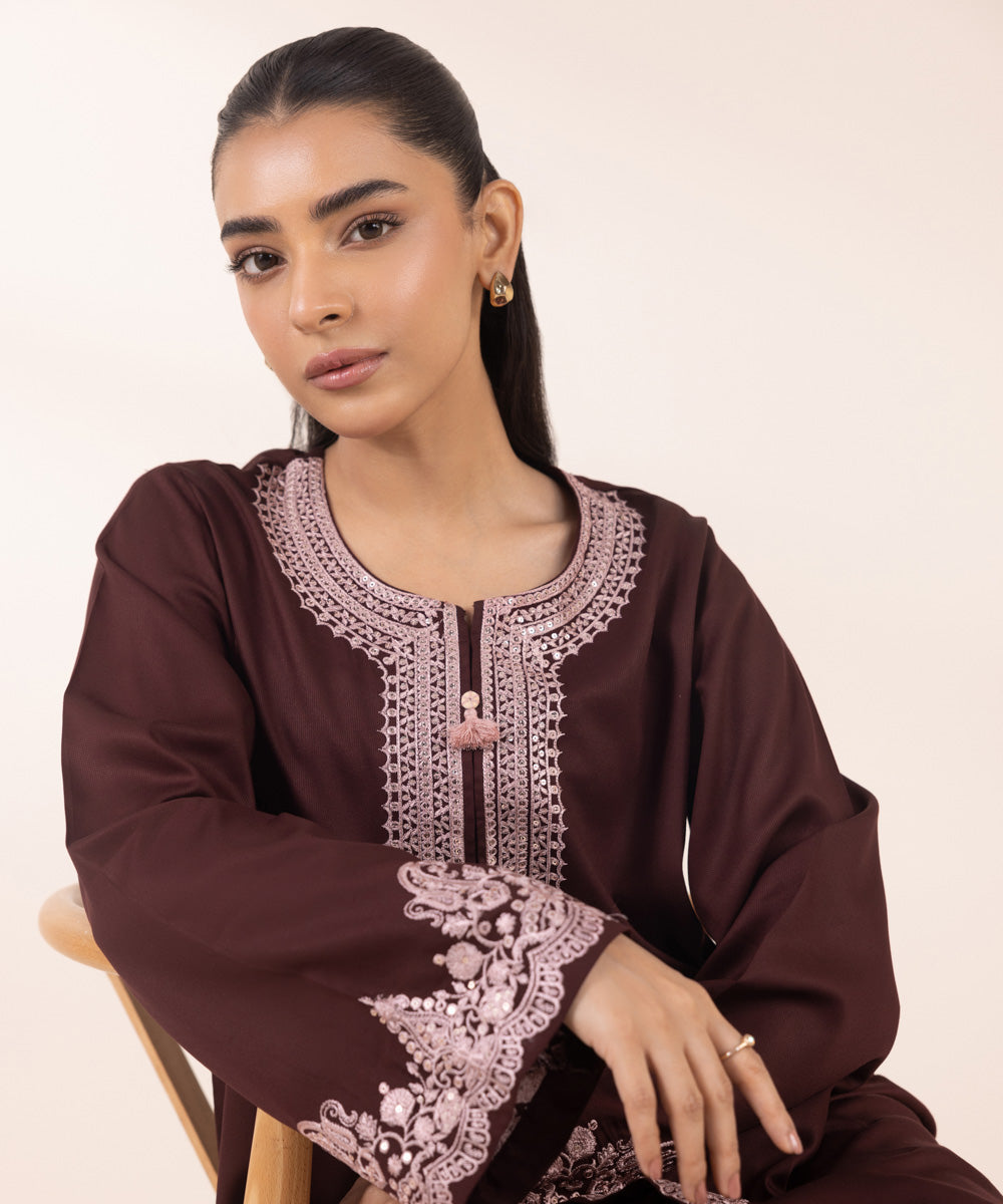 Women's Pret Bedford Brown Embroidered Straight Shirt