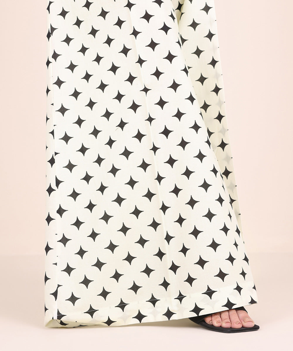 Women's Pret Cambric Off White Printed Flared Pants