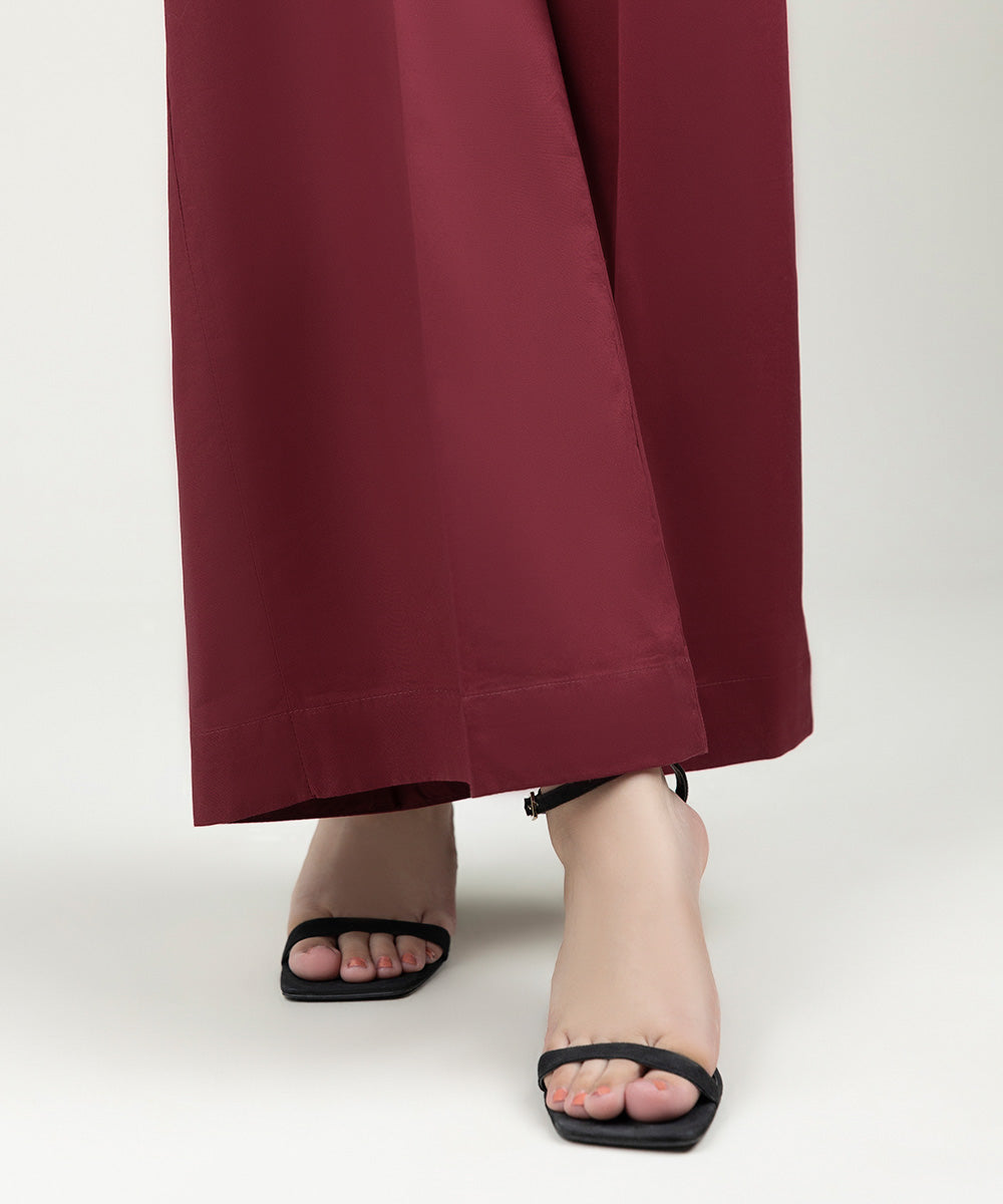 Women's Pret Cambric Solid Deep Red Culottes