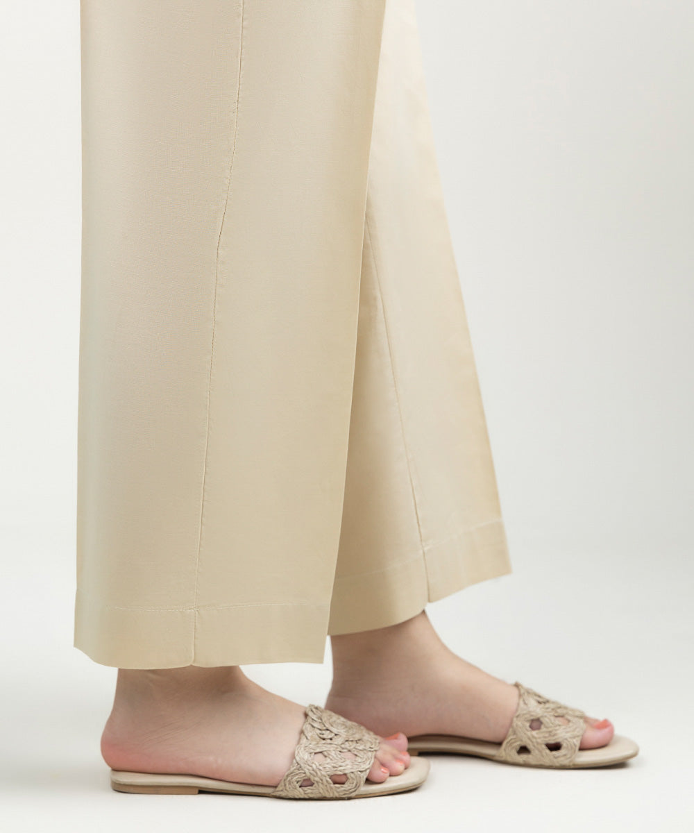 Women's Pret Cambric Solid Beige Straight Pants