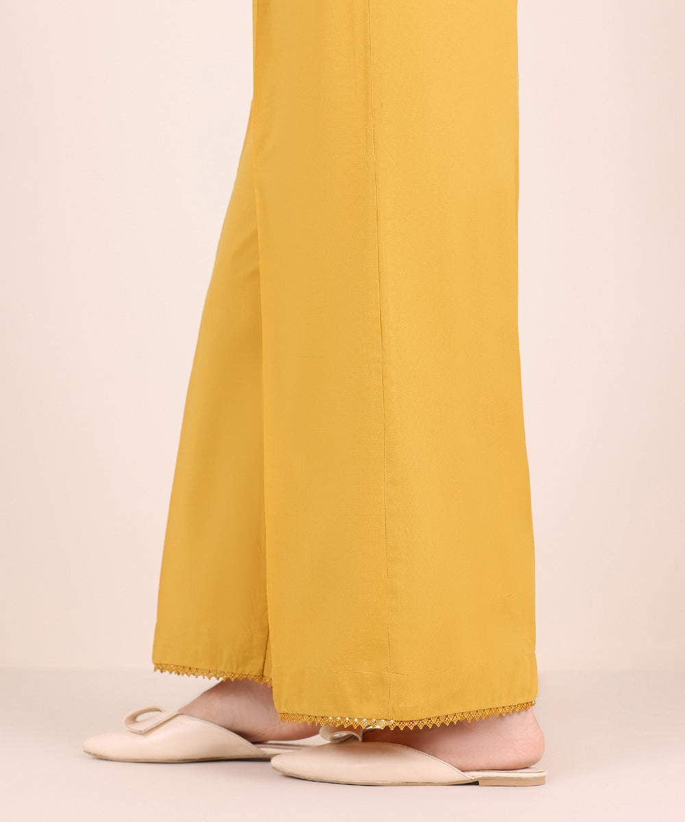 Women's Pret Cotton Viscose Yellow Solid Culottes