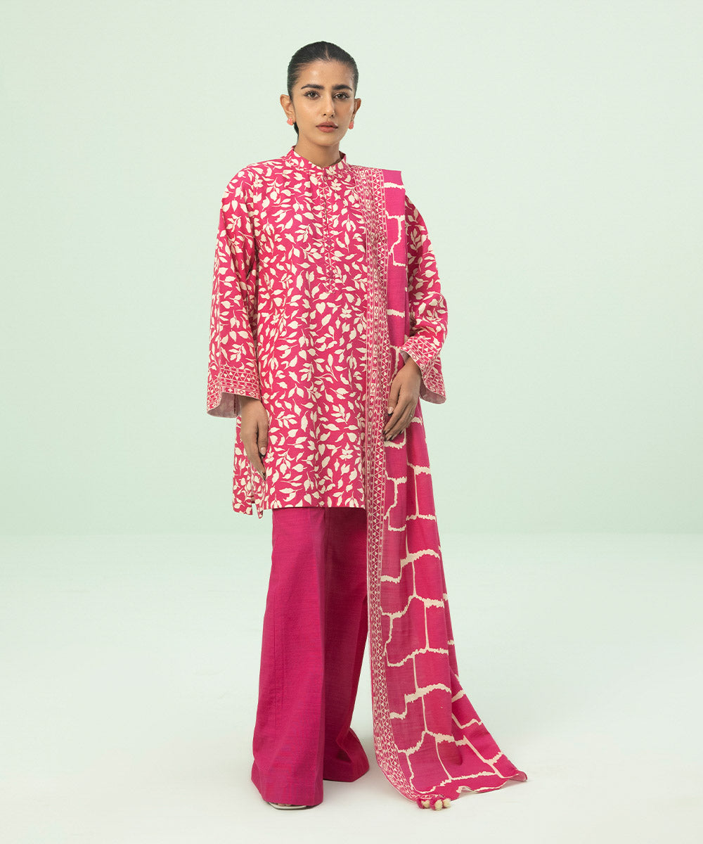 Women's Winter Unstitched Light Khaddar Pink 3 Piece Suit