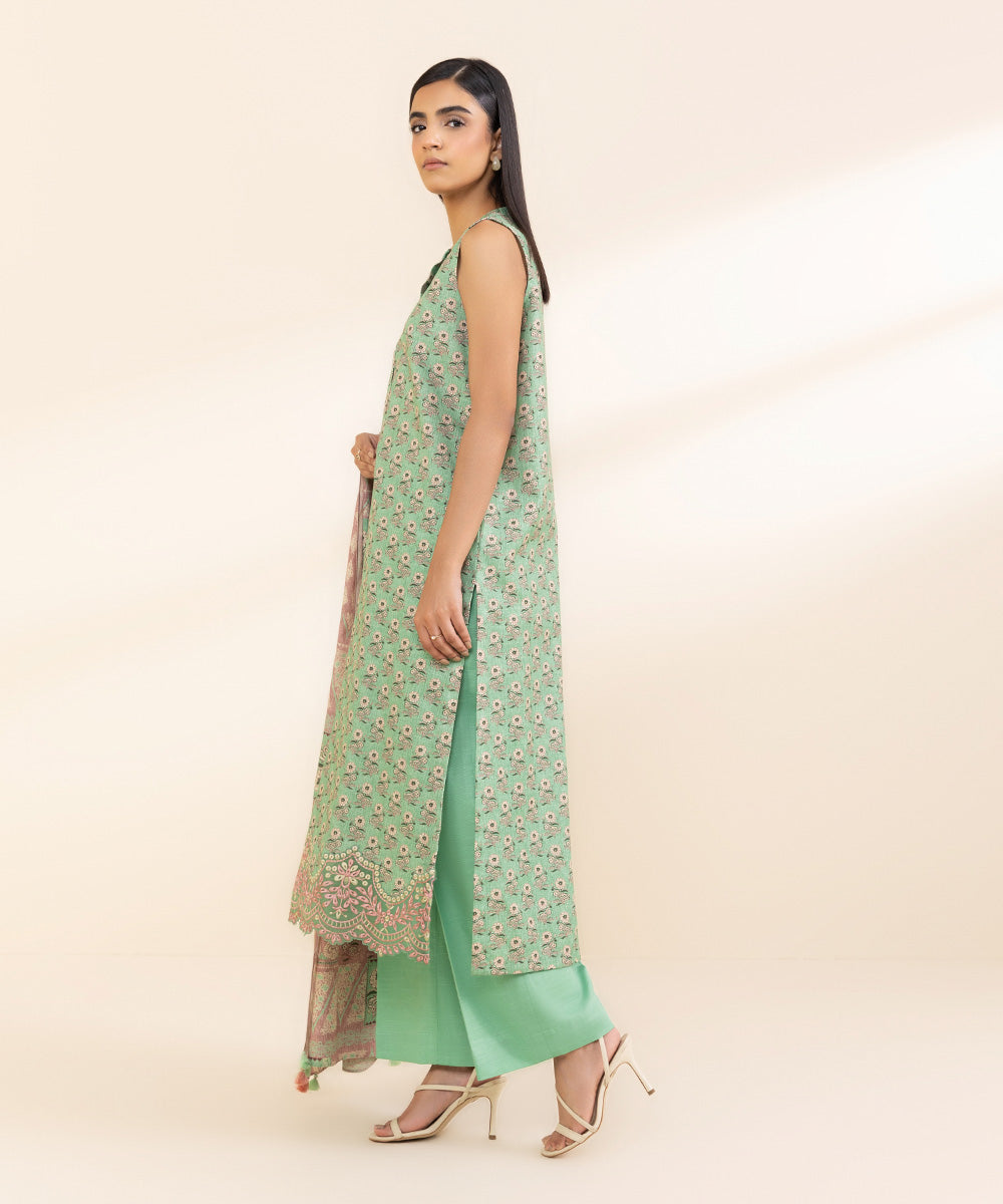 Women's Unstitched Cambric Embroidered Green 3 Piece Suit