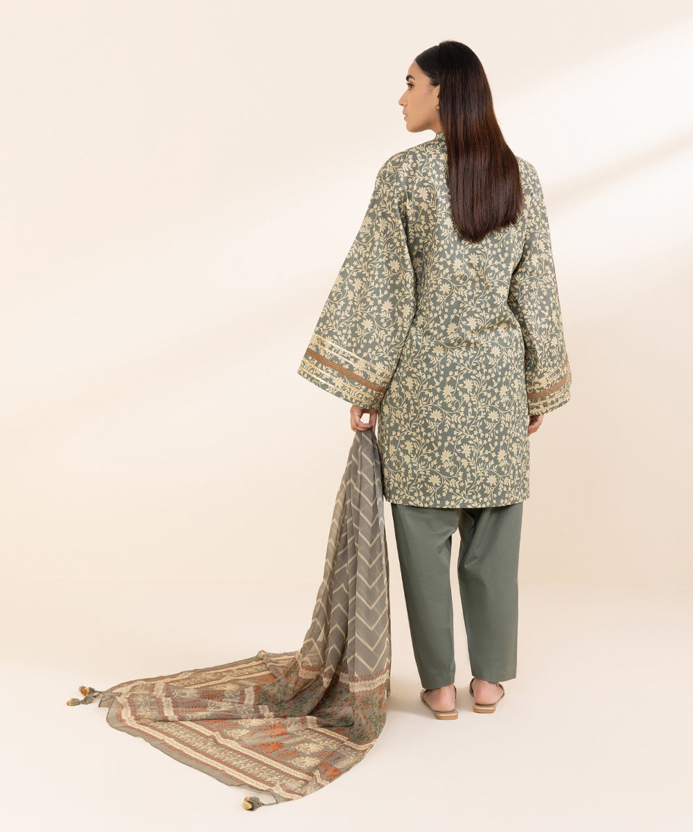 Women's Unstitched Lawn Grey Printed 3 Piece Suit