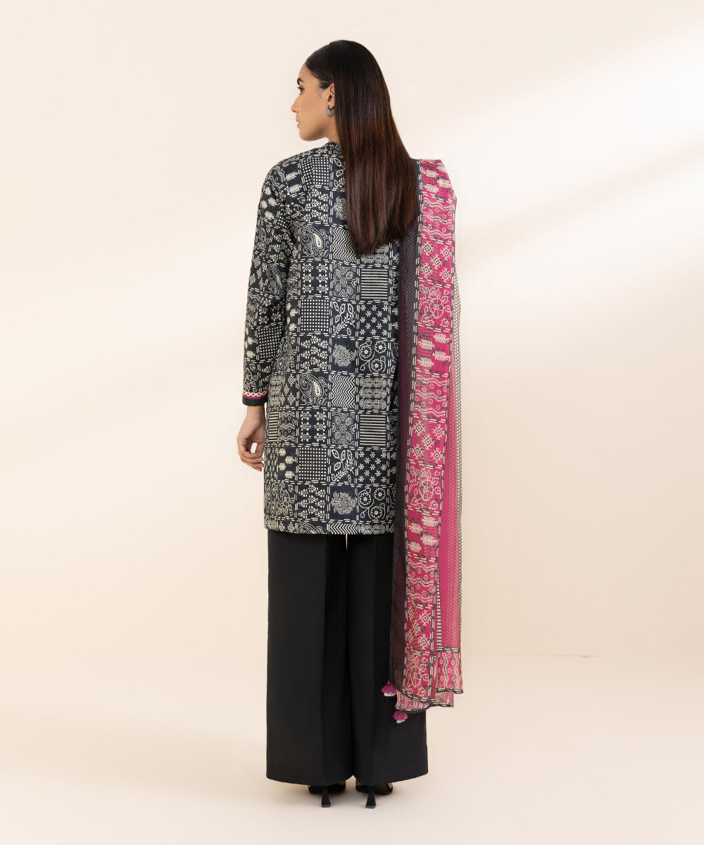 Women's Unstitched Lawn Black Printed 3 Piece Suit