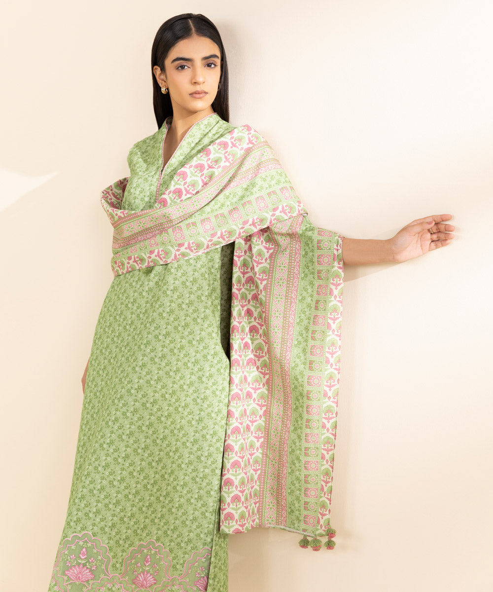 Women's Unstitched Khaddar Embroidered Green 3 Piece Suit