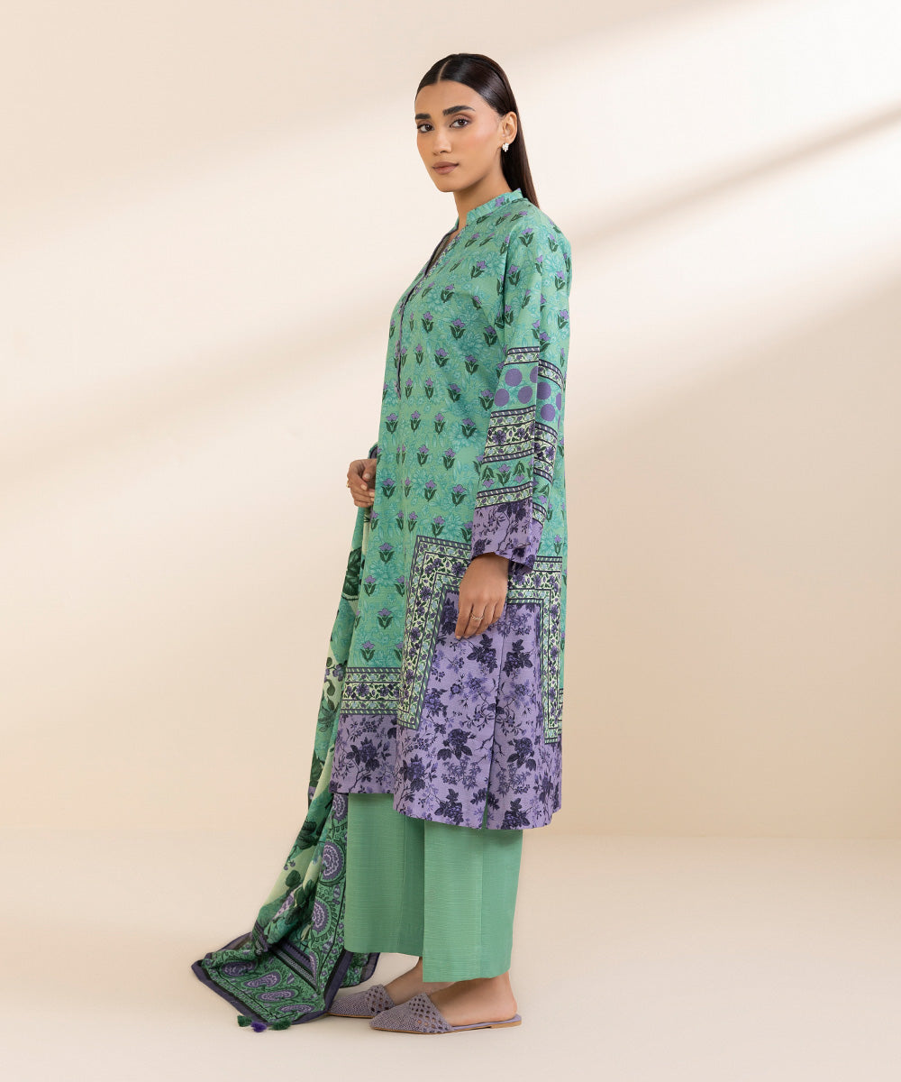 Women's Unstitched Printed Light Khaddar Three Piece Suit