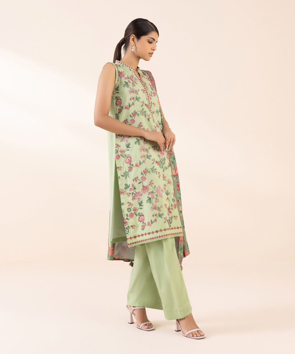 Women's Unstitched Linen Green Embroidered 3 Piece Suit