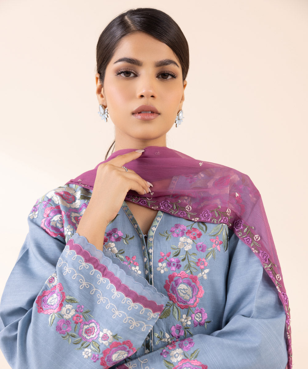 Women's Unstitched Light Khaddar Purple Embroidered 3 Piece Suit