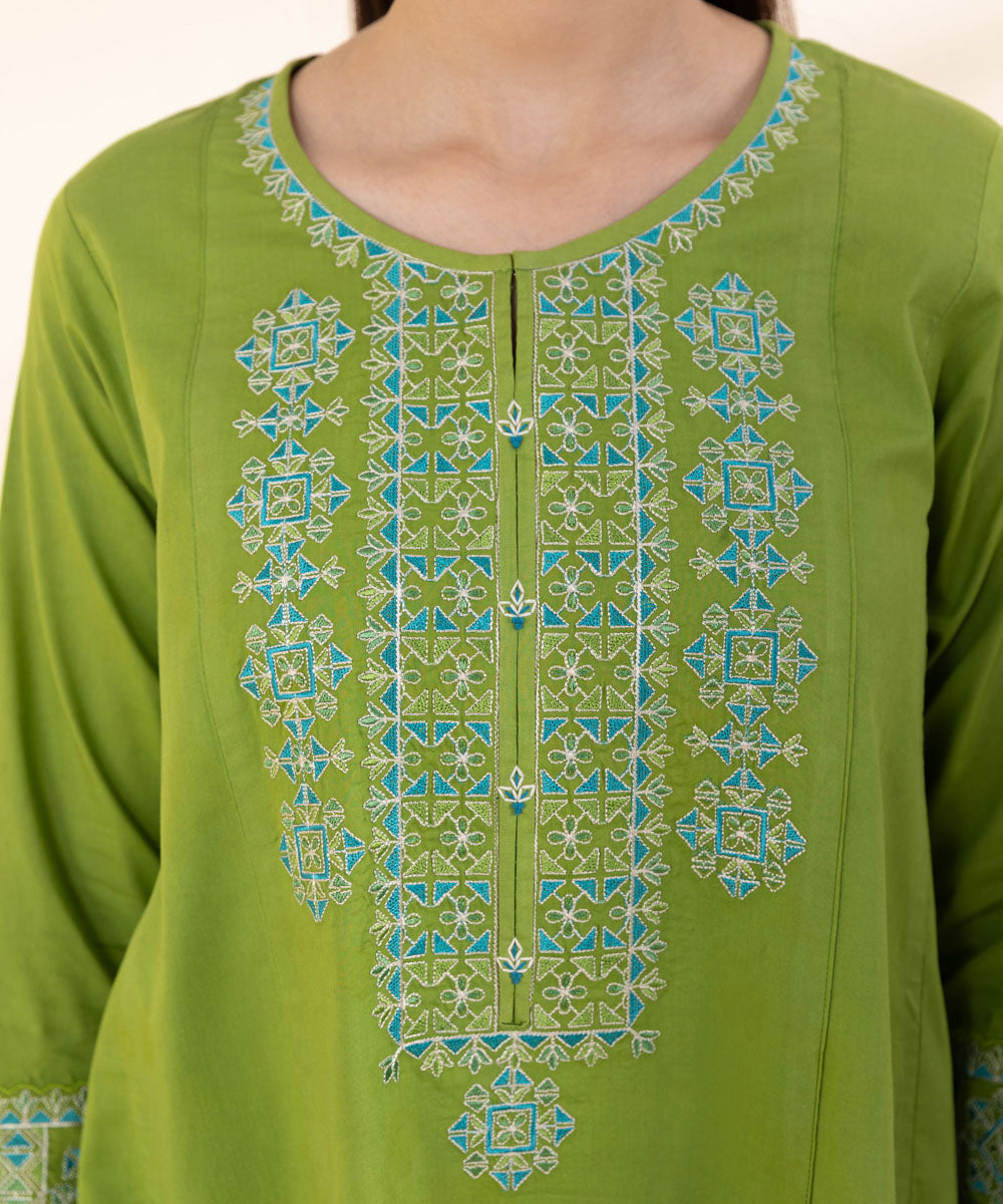 Women's Unstitched Lawn Green Embroidered 3 Piece Suit