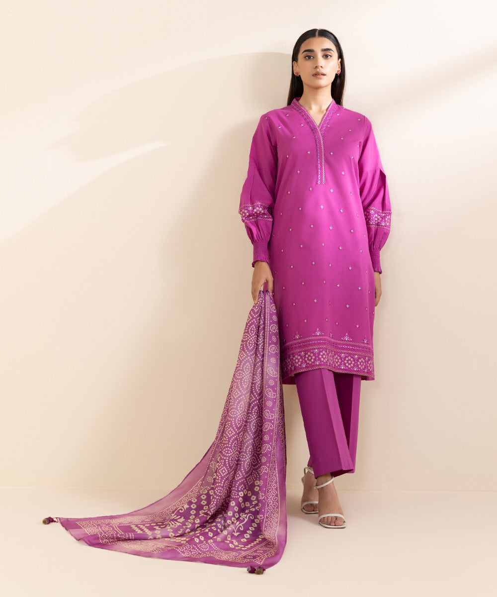 Women's Unstitched Lawn Pink Embroidered 3 Piece Suit