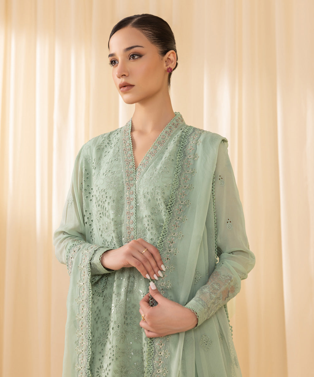 Women's Unstitched Embroidered Georgette Chiffon Green 3 Piece Suit