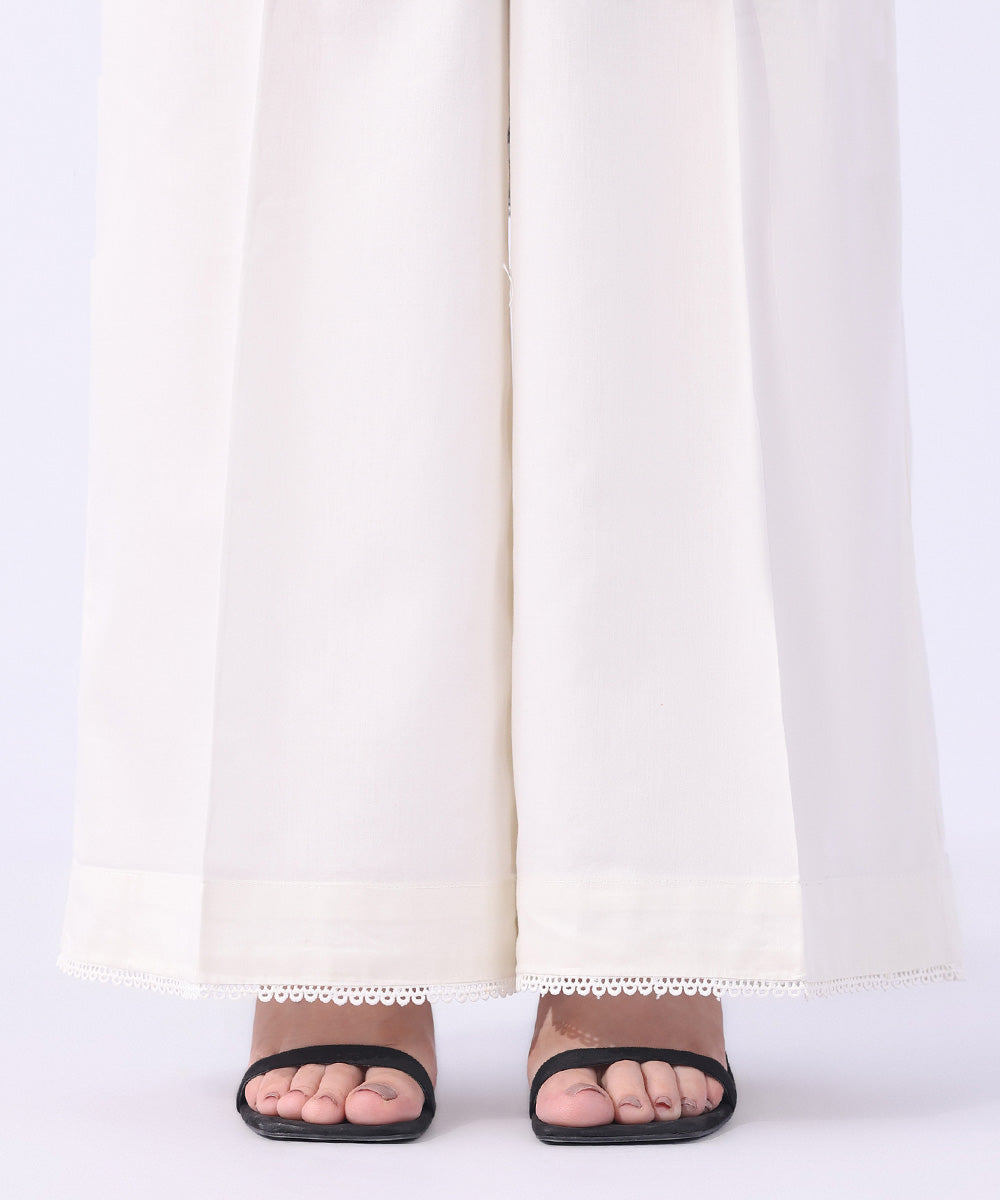 Women's Pret Supreme Satin Solid Off White Culottes