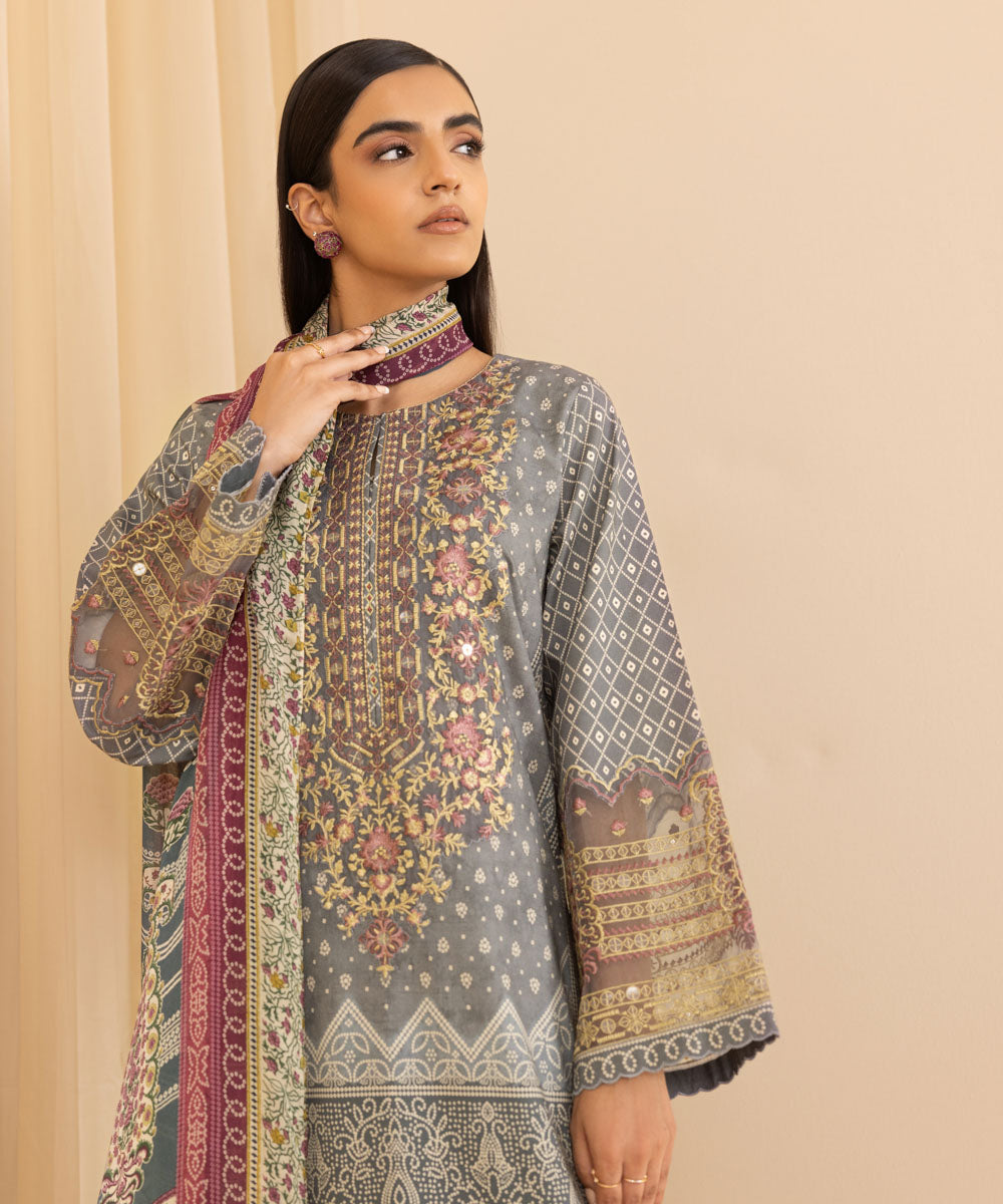 Women's Unstitched Embroidered Cotton Viscose Grey 3 Piece Suit