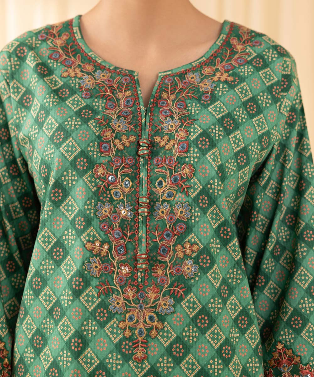 Women's Unstitched Embroidered Cotton Viscose Green 3 Piece Suit