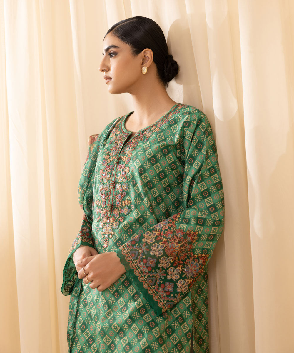 Women's Unstitched Embroidered Cotton Viscose Green 3 Piece Suit