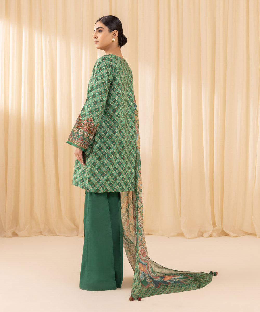 Women's Unstitched Embroidered Cotton Viscose Green 3 Piece Suit