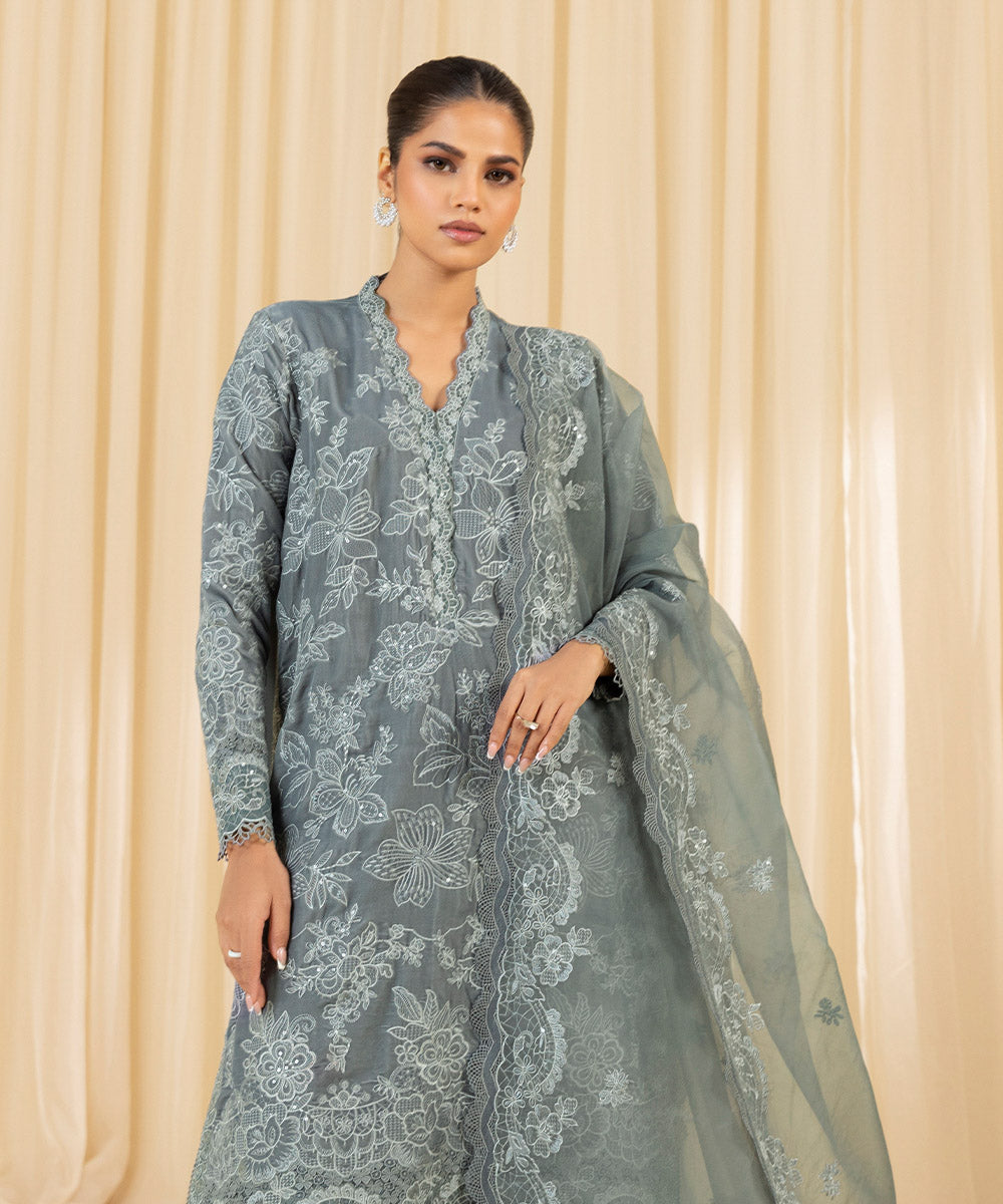 Women's Unstitched Embroidered Velvet Grey 3 Piece Suit