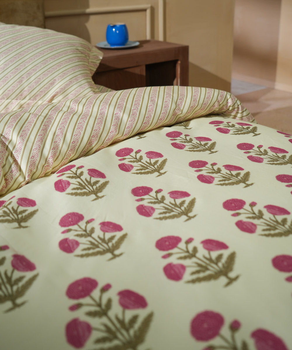 100% Cotton Sateen Multi Colored Mughal Orchid Bed in a Bag