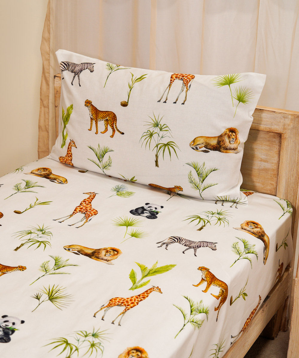 100% Cotton Digital Printed Multi Colored Safari Bed Linen for Kids