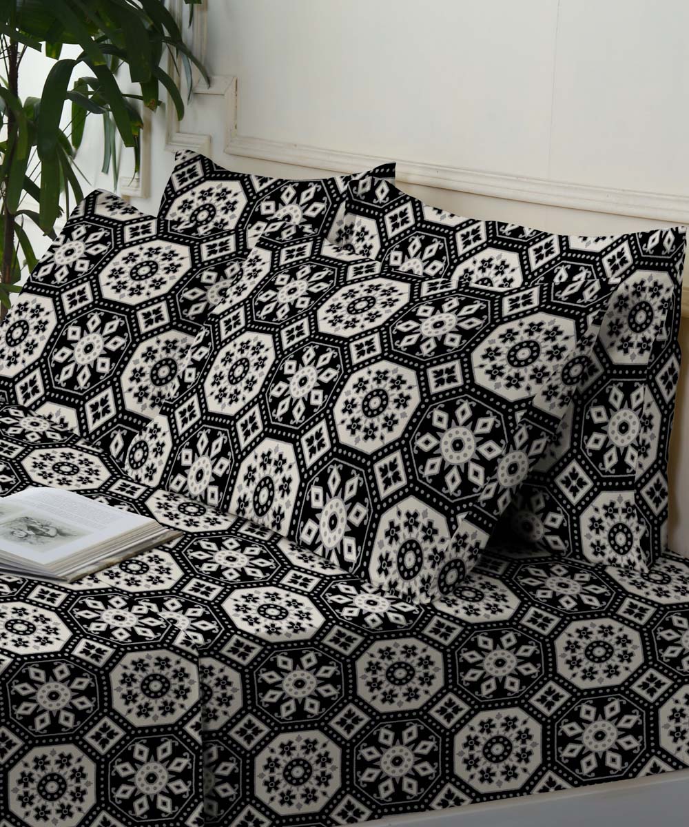 100% Cotton Black Mosaic Bed Sheet